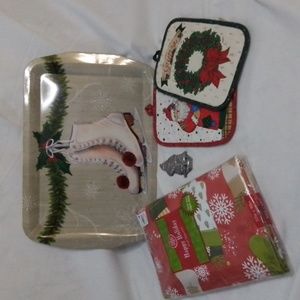 5pc set of Holiday dining Wear